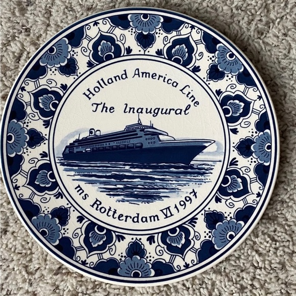 Holland America Line- The Inaugural Ms Rotterdam VI 1997 Blauw Delft Plate - EUC - Picture 1 of 8